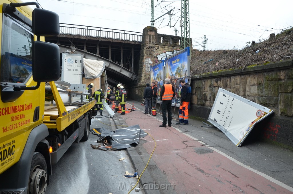 LKW Bruecke Koeln Deutz Opladenestr Deutz Muelheimerstr P107.JPG - Miklos Laubert